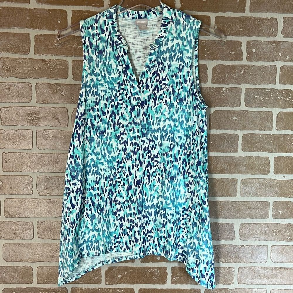 Chico’s Top Blue Animal Print Tunic Tank Sleeveless Asymmetrical Hem Size Medium